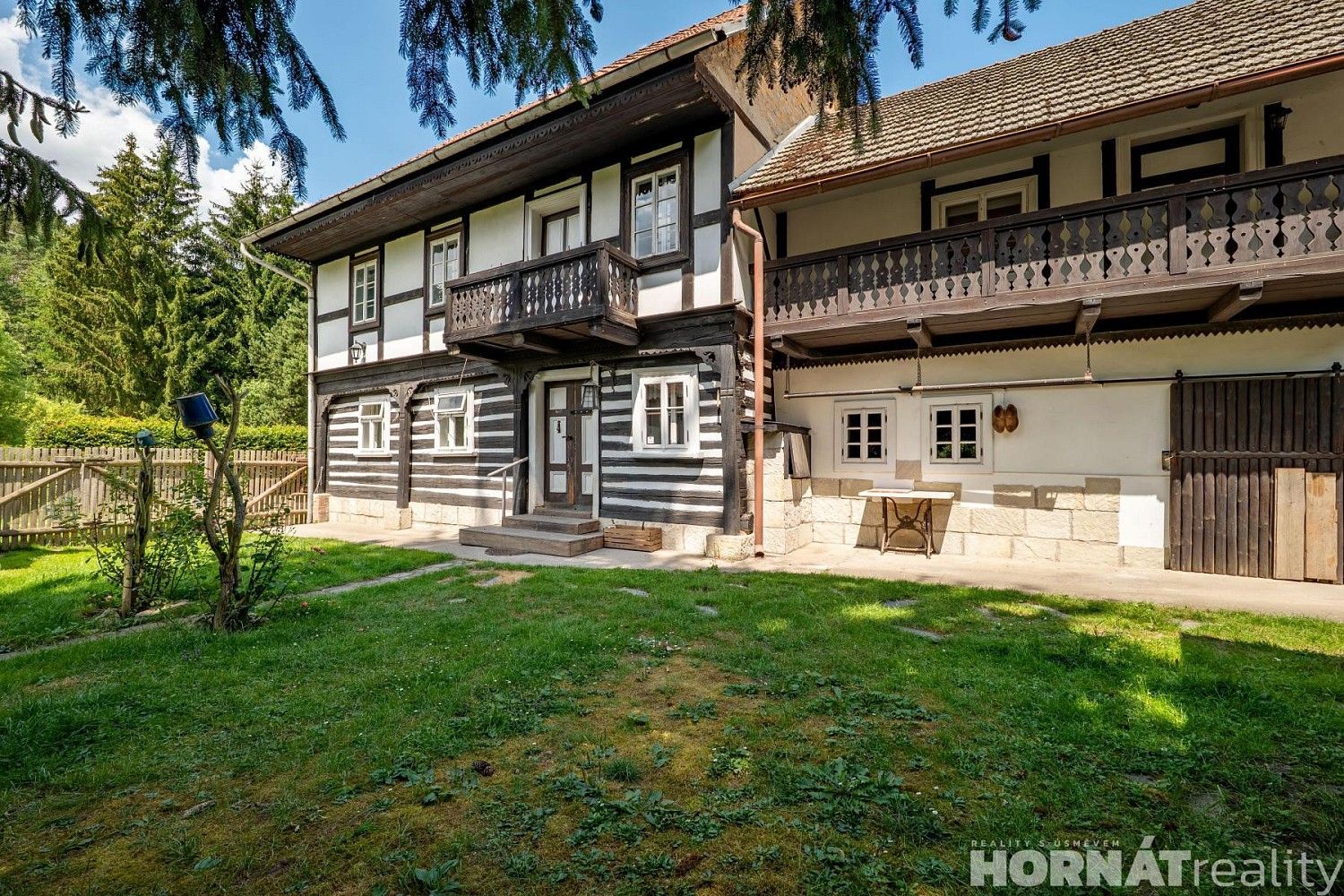 Chalupy, Medonosy, okres Mělník, Středočeský kraj, 200 m² - 1