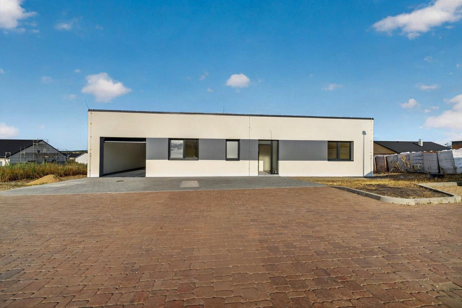 Rodinné domy, Meruňková, Velké Pavlovice, okres Břeclav, 183 m² - 2