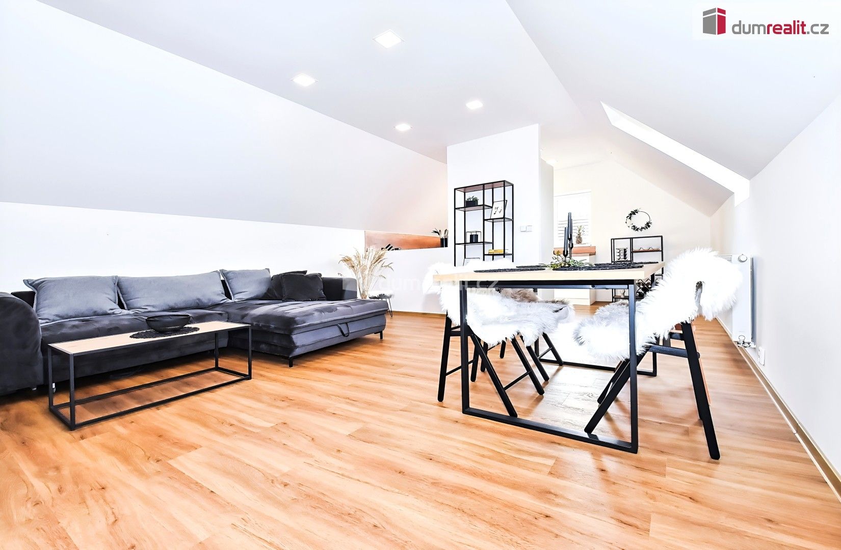 Rodinný dům · 210 m² · Hostín - 4