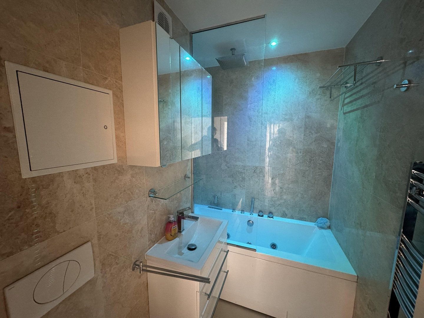 Prodej byt 3+1 - Berlin Mitte Berlin 10179, 57 m² - 5