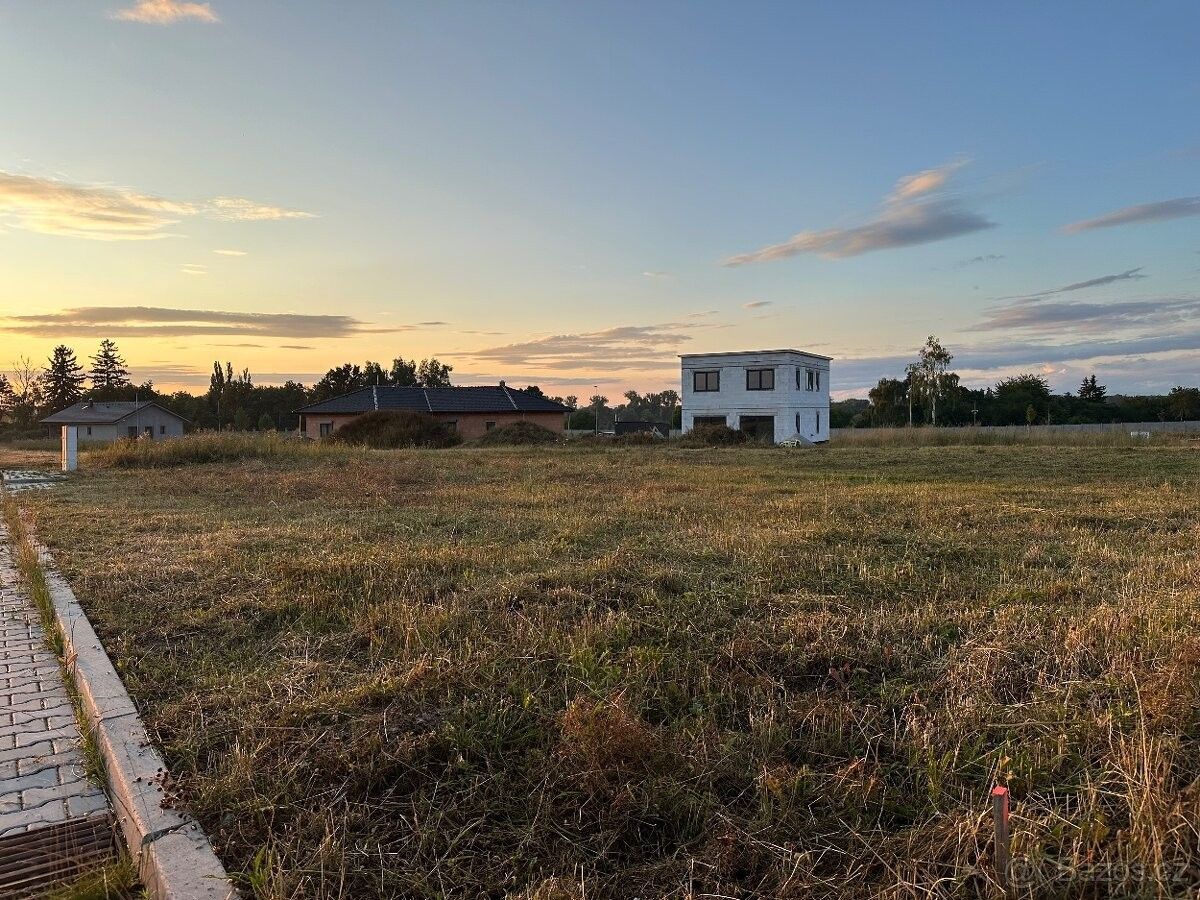 Prodej pozemek pro bydlení - Chlumec nad Cidlinou, 503 51