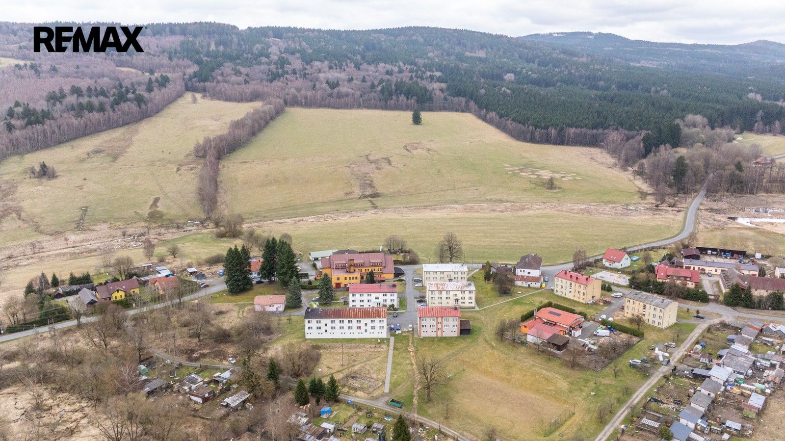 Prodej činžovní dům - Rybník, 315 m² - 5