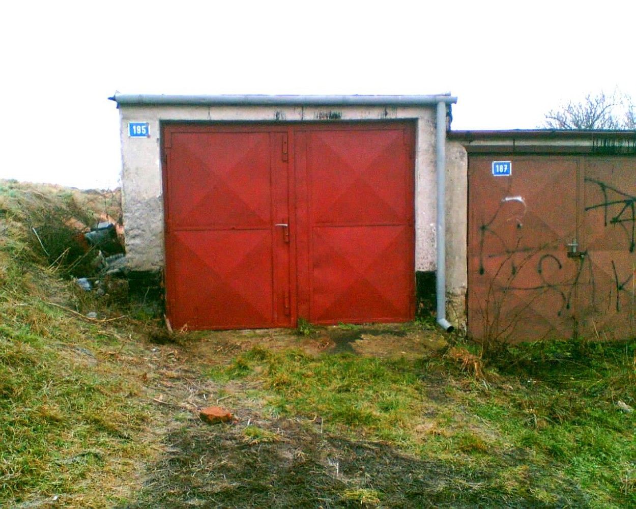 Garáže, Dlouhá, Šlapanice, okres Brno-venkov, 16 m² - 1