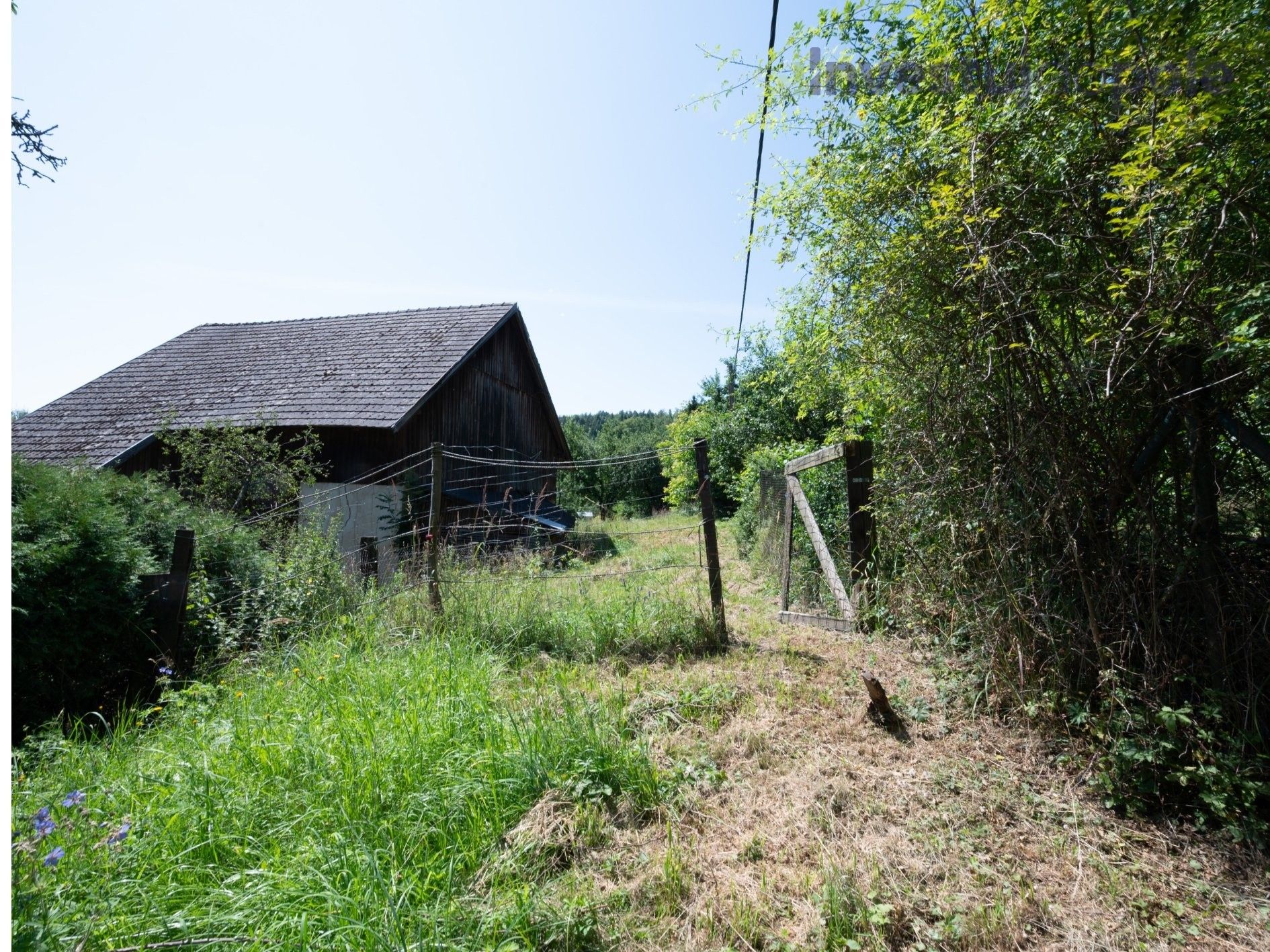 Louky, Hrubá Skála, 2 240 m² - 2