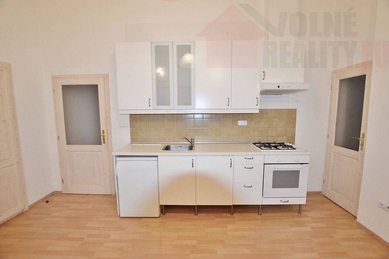 Byt 1+1 · 50 m² · Eliášova, Praha 6 - 4