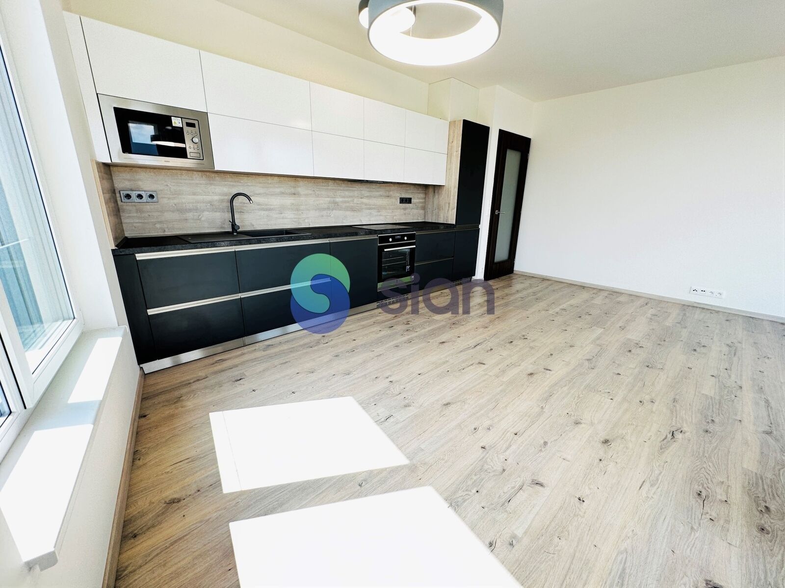 Pronájem byt 2+kk - F. X. Riepla, Ostrava, 60 m²