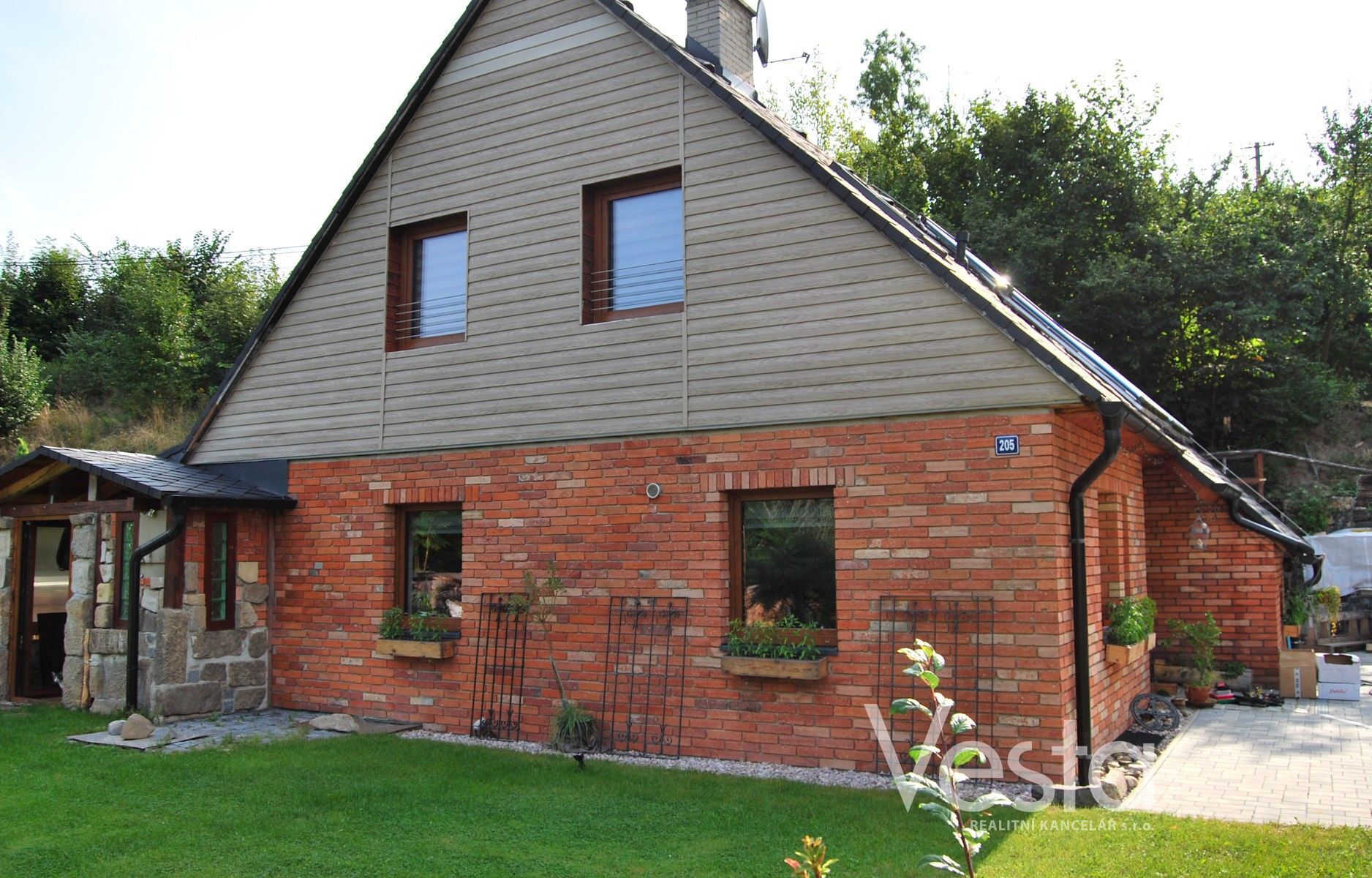 Rodinné domy, Dobrná, 200 m²