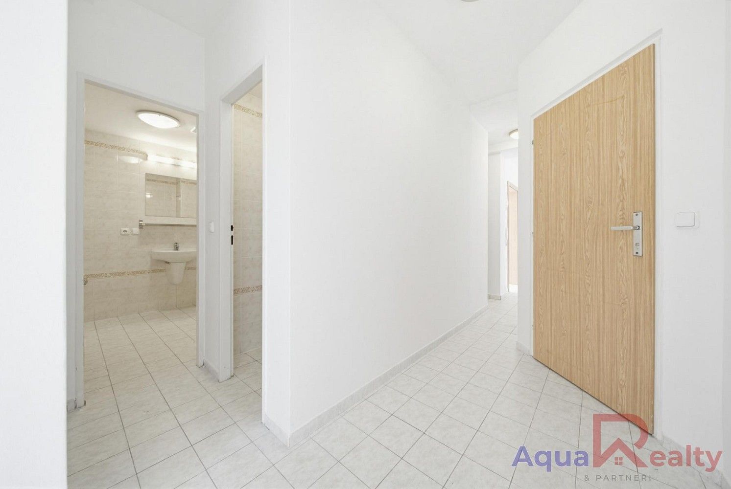 Byt 3+kk · 84 m² · Okružní, Karlovy Vary - Stará Role - 3