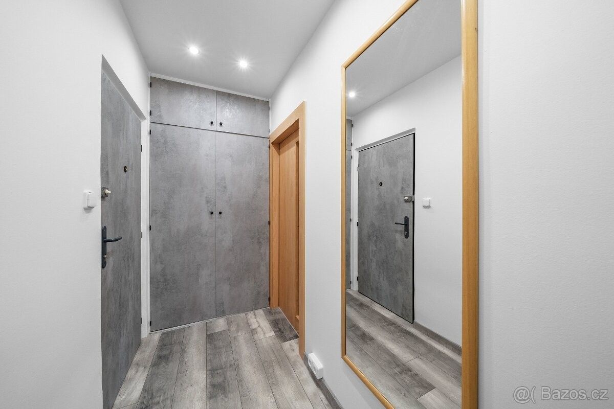 Pronájem byt - Znojmo, 669 02