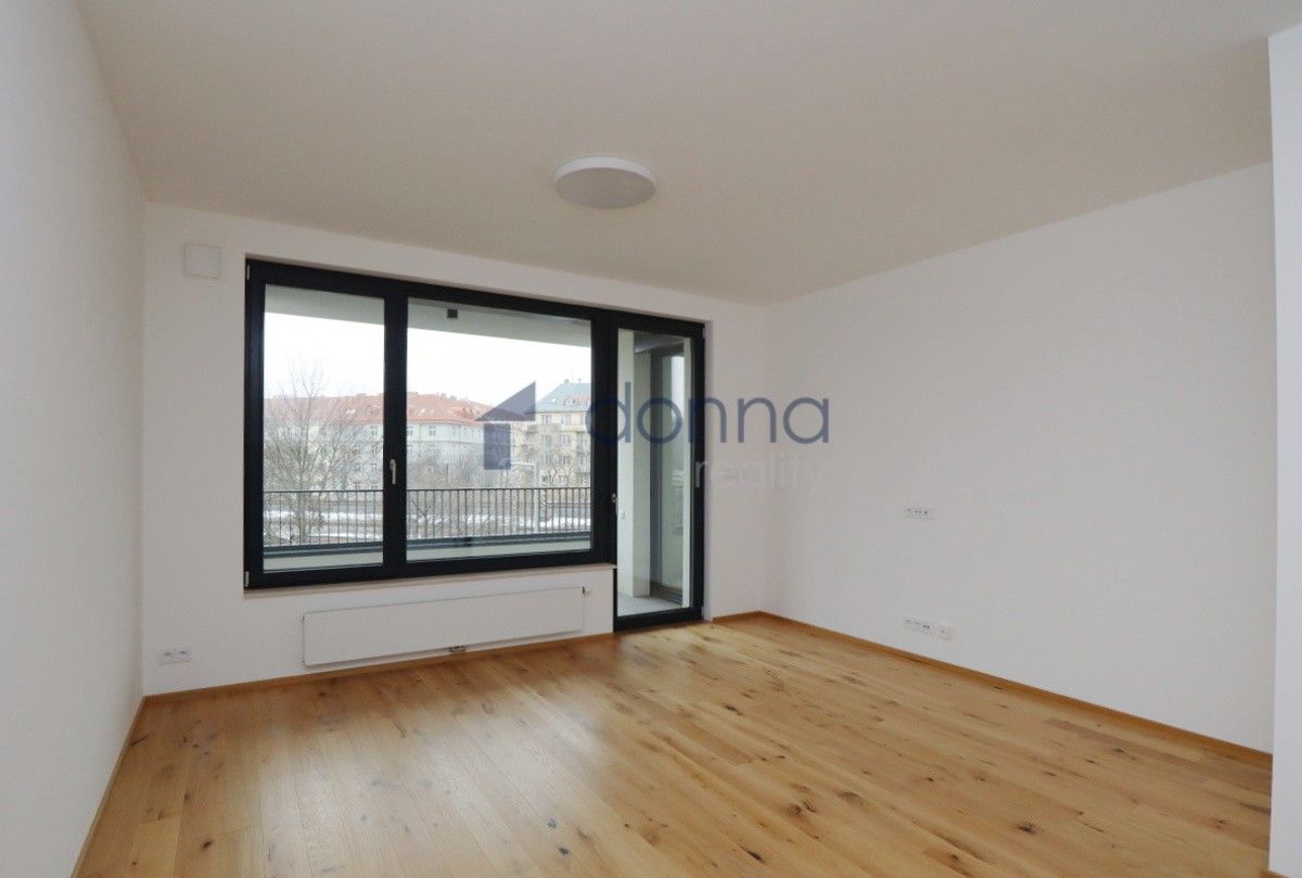 2+kk, Závišova, Praha, 54 m²