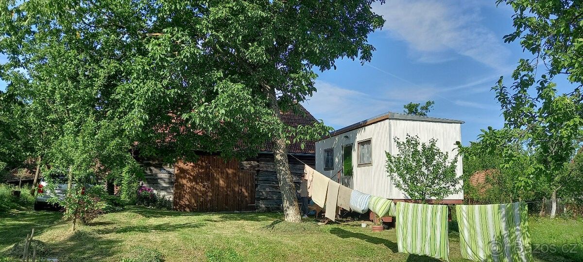 Ostatní, Velká nad Veličkou, 696 74