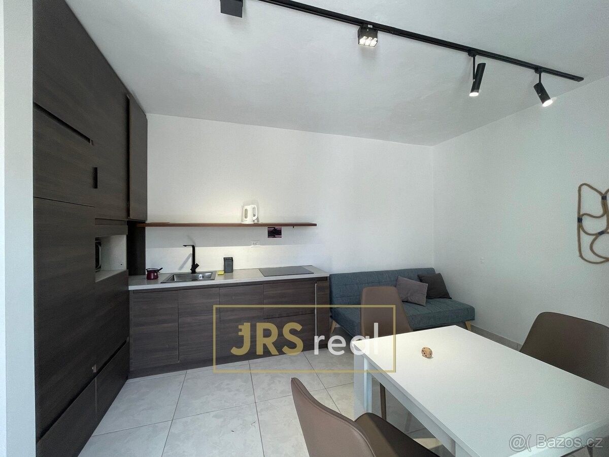 Prodej byt - 987 66, Zahraničí