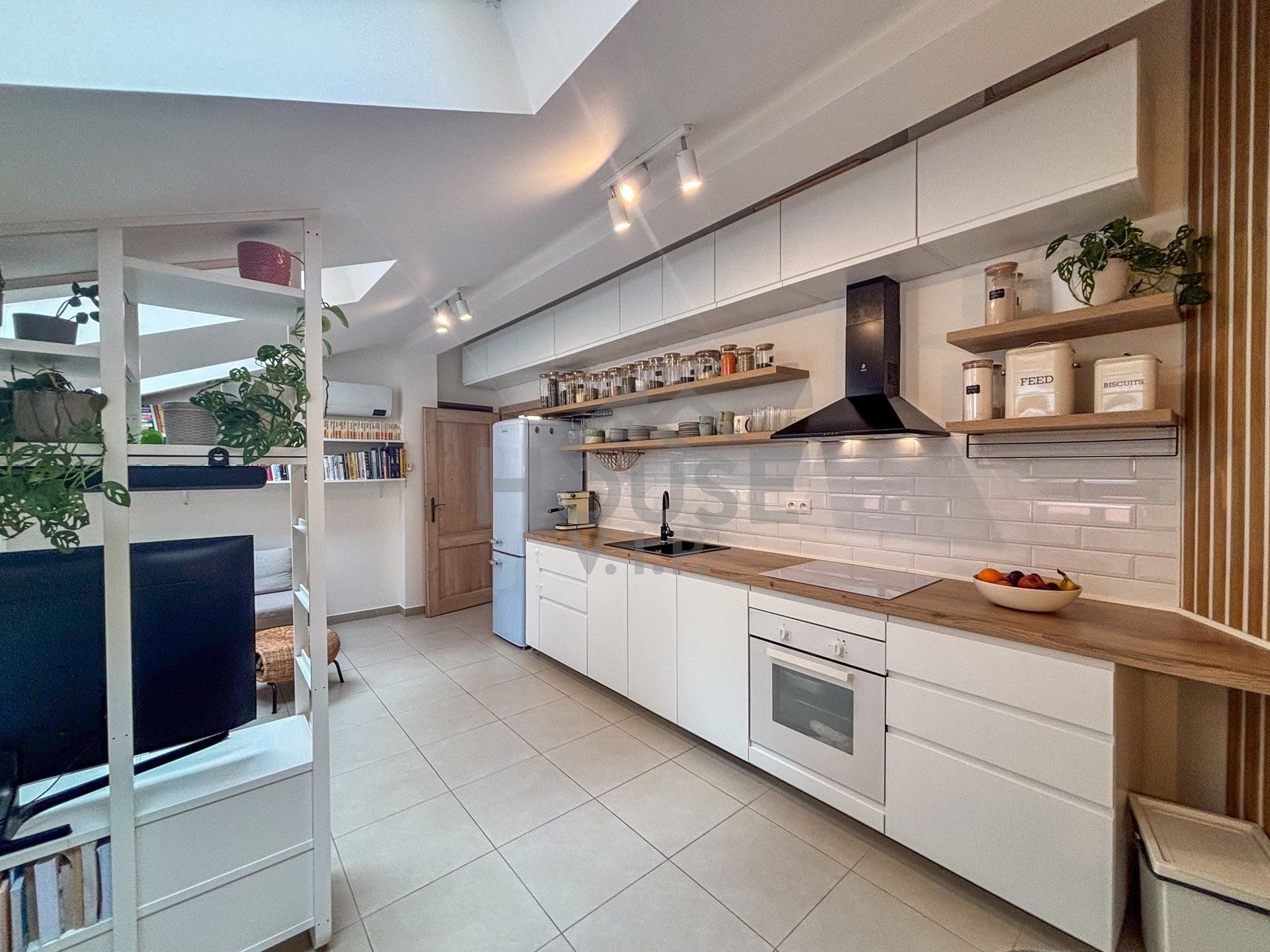 Prodej byt 2+kk - Legerova, Praha, 55 m²