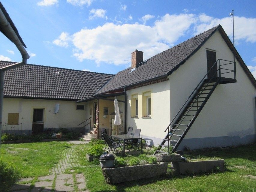 Prodej rodinný dům - Skály, 438 m²