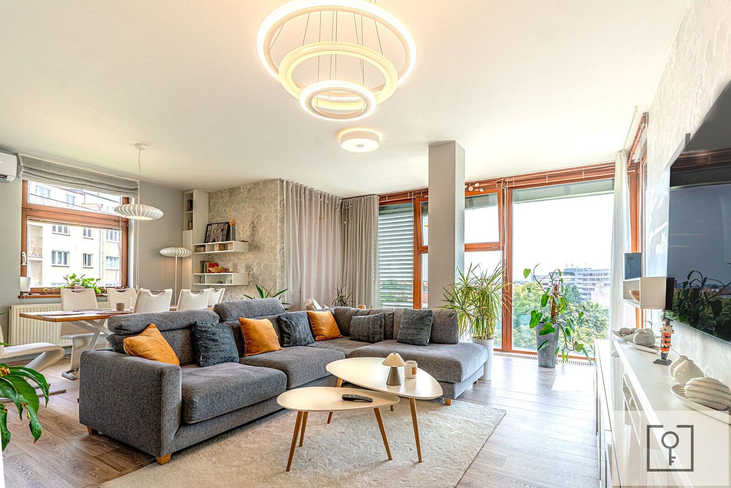 Byt 6+kk a více, 178 m²
