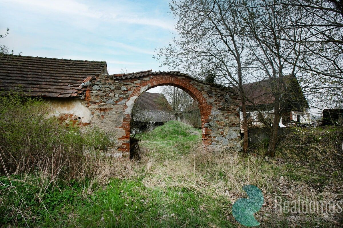 Rodinný dům · Malšice, 391 75 - 4