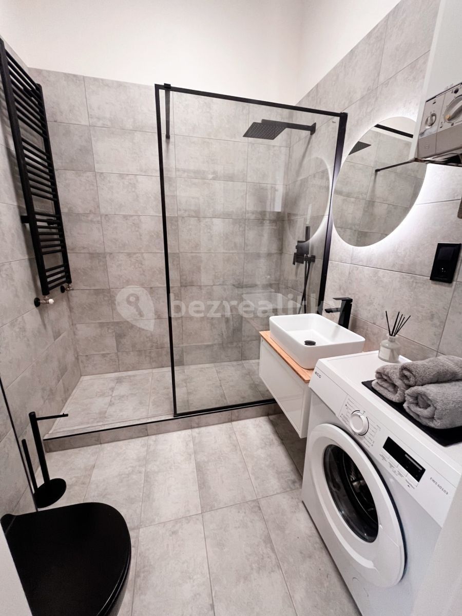 2+kk, Kovářská, Praha - Libeň, 48 m² - 2