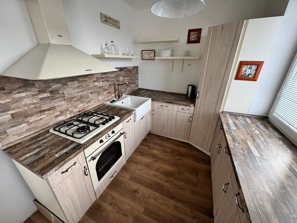 Pronájem byt - Sokolov, 356 01