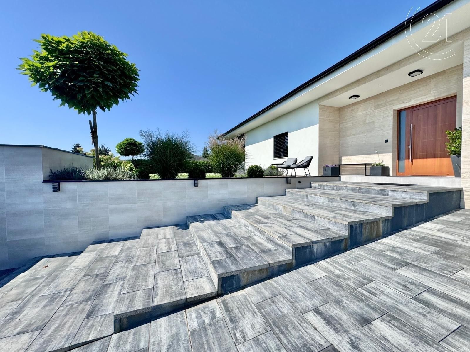 Prodej rodinný dům - Na haldách, Teplice, 349 m²