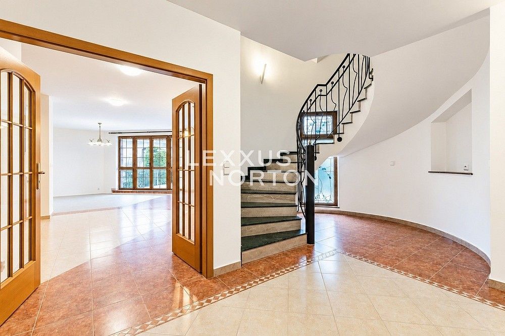 Pronájem rodinný dům - Druhého odboje, Praha 6 - Nebušice, 384 m² - 5