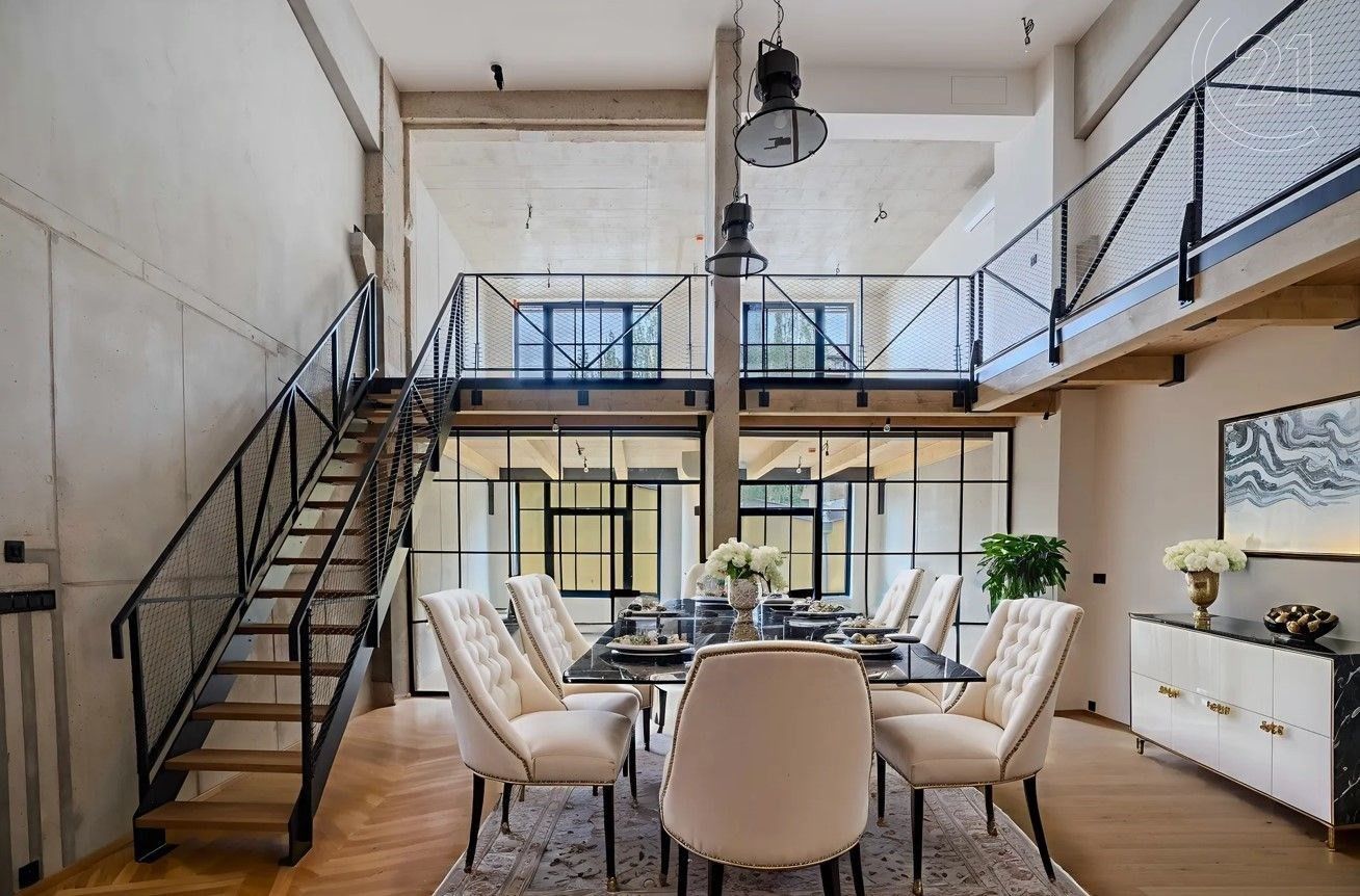 Prodej byt 4+kk - Kolbenova, Praha, 176 m²