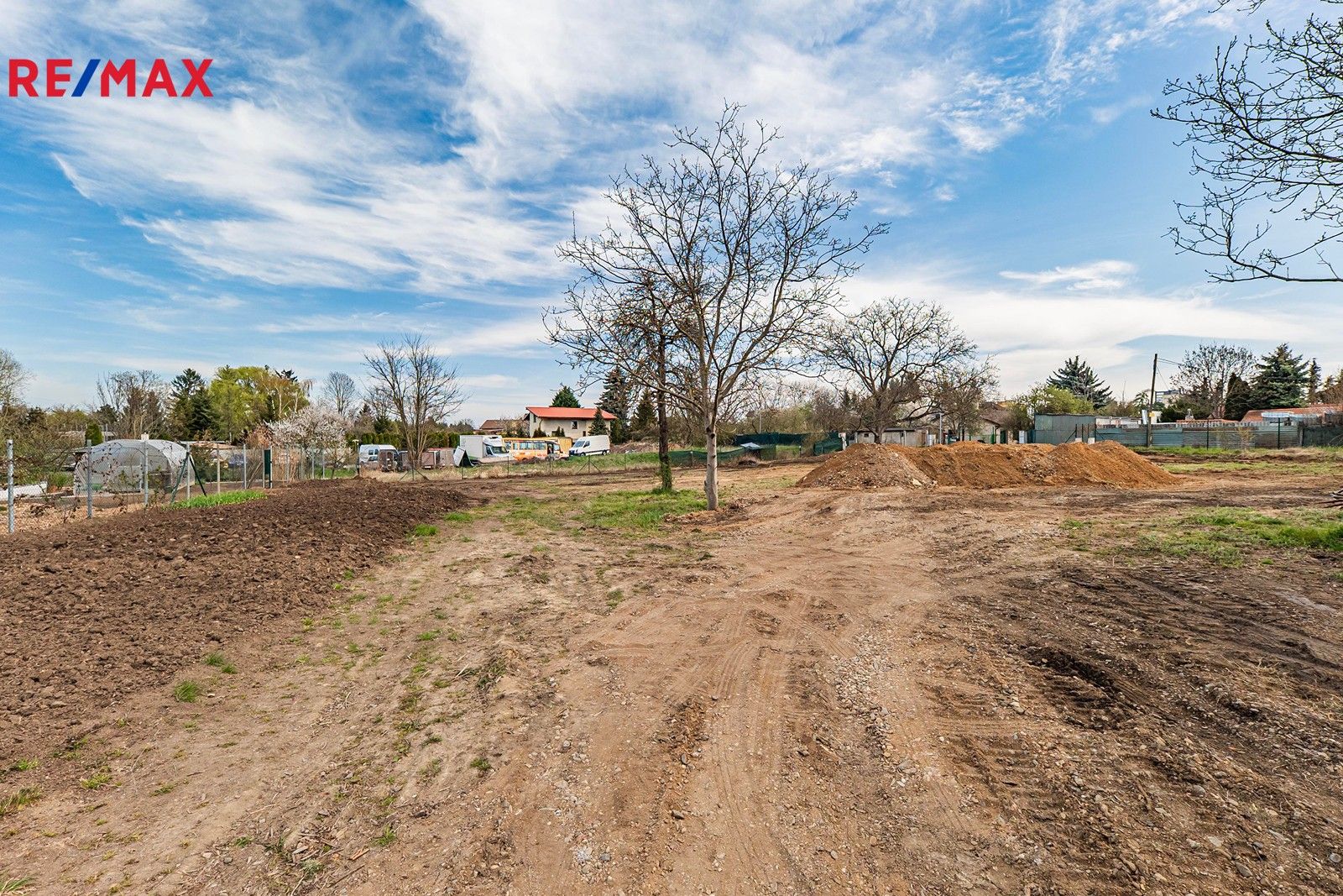 Prodej komerční pozemek - , Praha, 1 m²