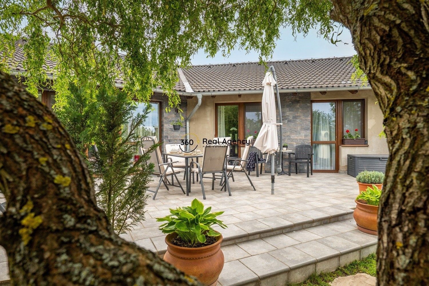 Prodej rodinný dům - Klínec, 262 m²