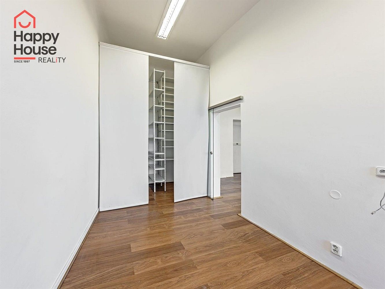 Pronájem kancelář - Praha - Nové Město, okres Praha 1, Hlavní město Praha, 47 m² - 5