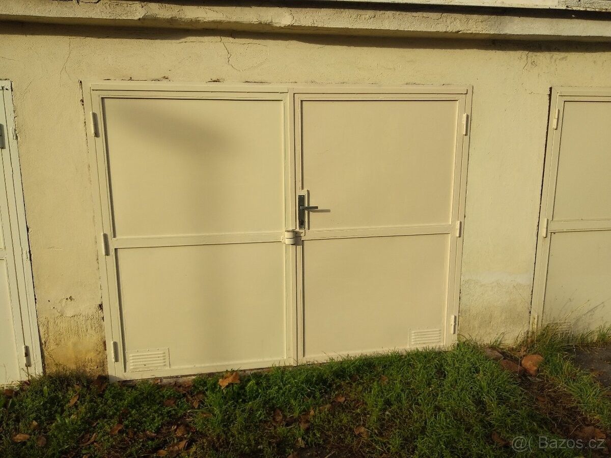 Garáže, Praha, 162 00