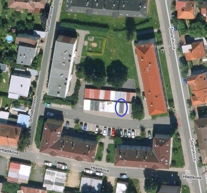 Garáž