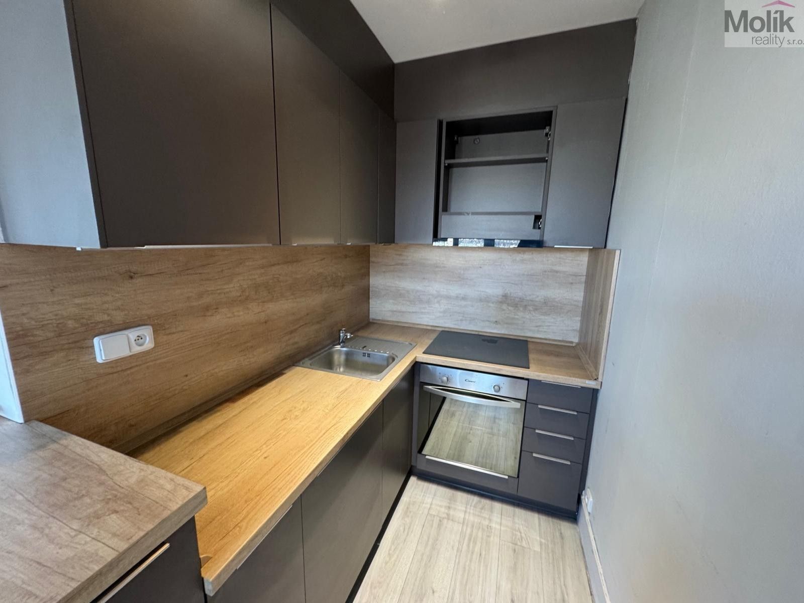 1+kk, Ke Koupališti, Most, 32 m²