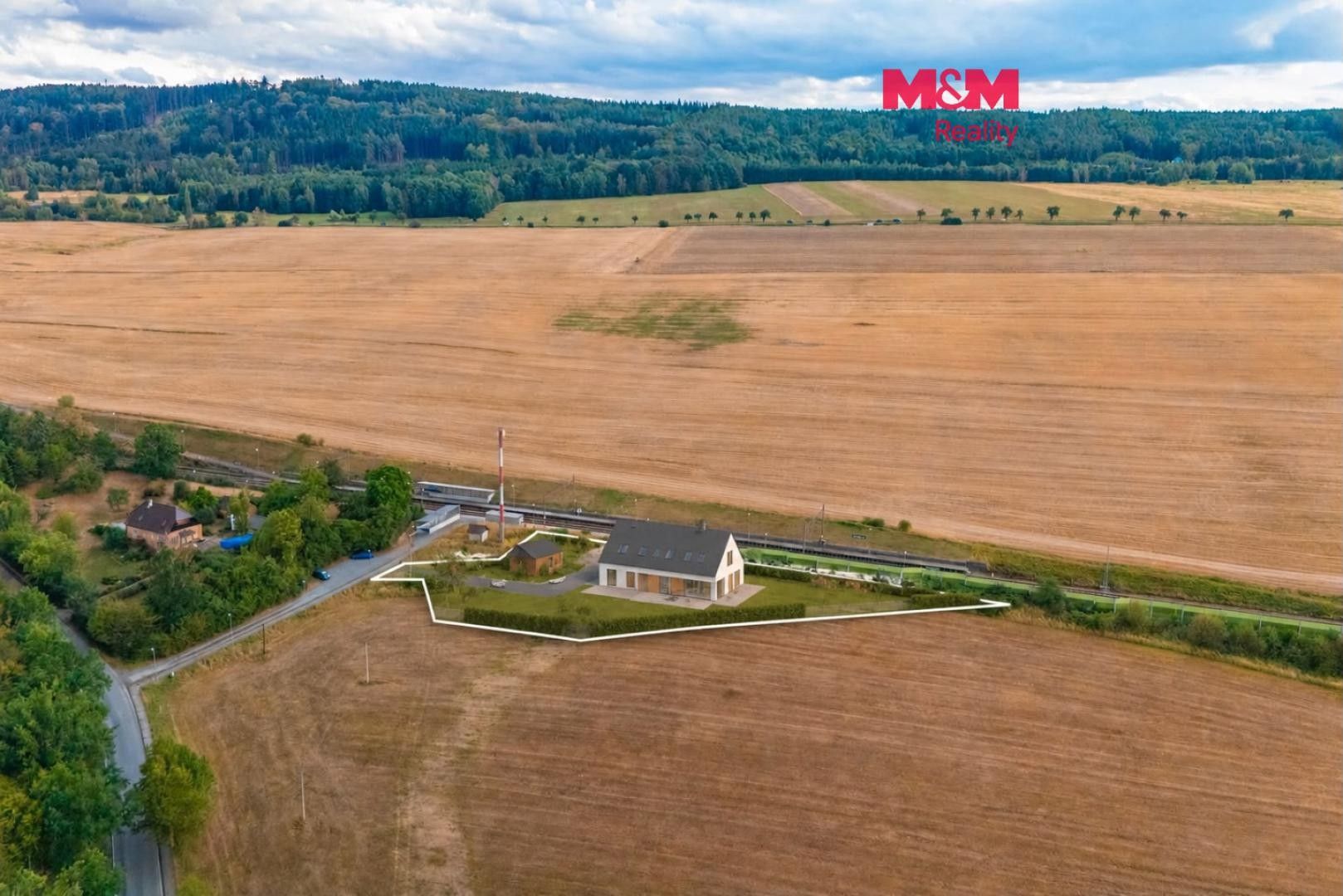 Pozemek pro bydlení, 2 304 m²