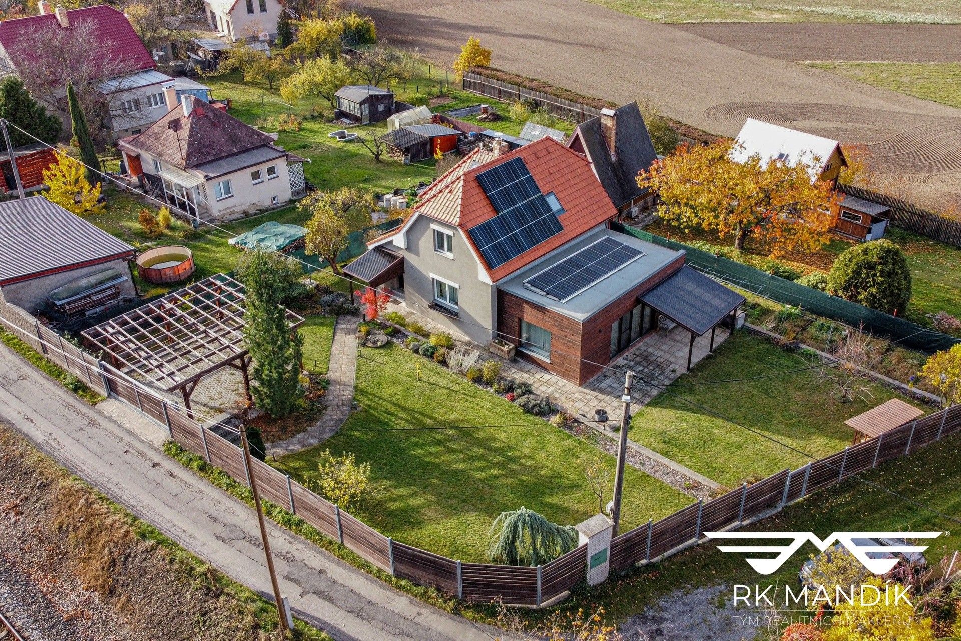 Rodinné domy, U nádraží, Mníšek pod Brdy, 164 m²