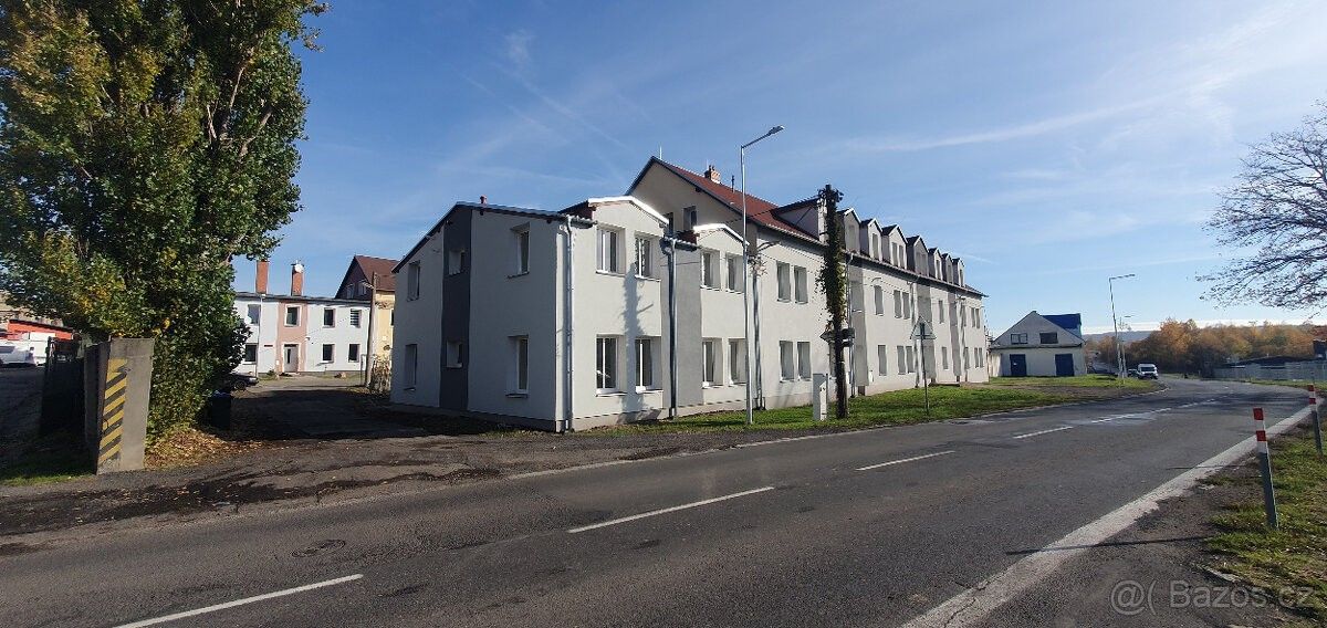 Pronájem byt - Košťany u Teplic, 417 23