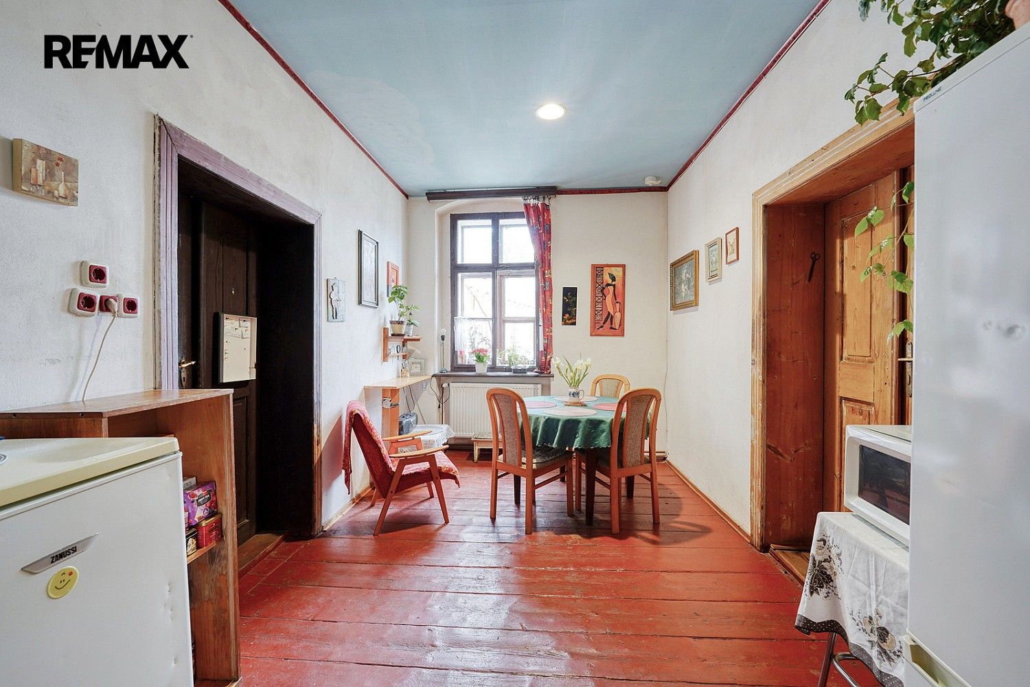 Rodinný dům · 677 m² · Úterý, okres Plzeň-sever, Plzeňský kraj - 3