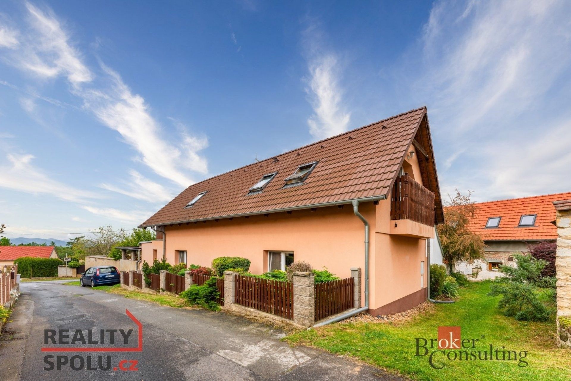 Rodinné domy, Na vršku, Peruc, 128 m²