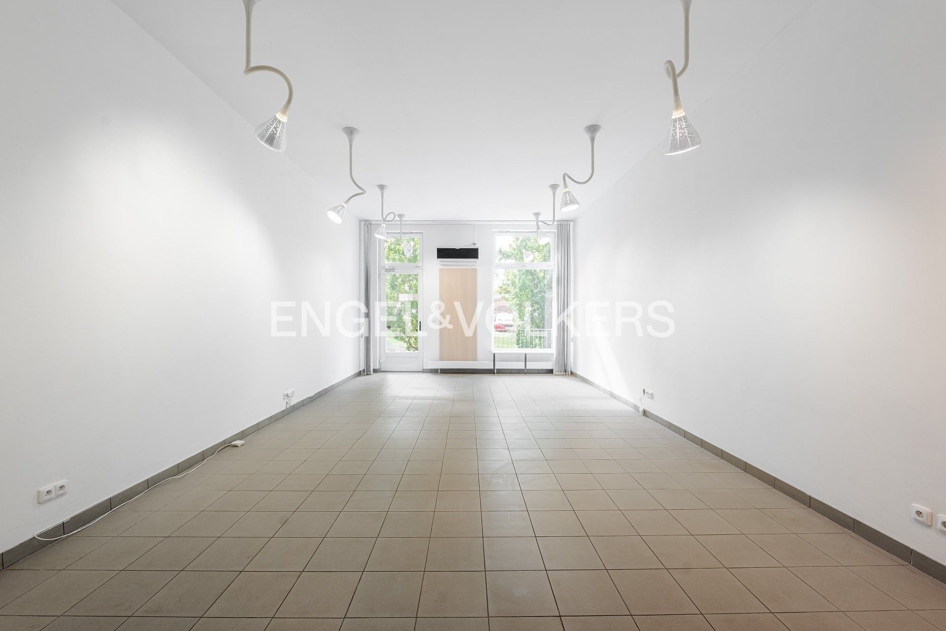 Obchodní prostory, Elišky Přemyslovny 398, Praha Zbraslav, 45 m² - 2