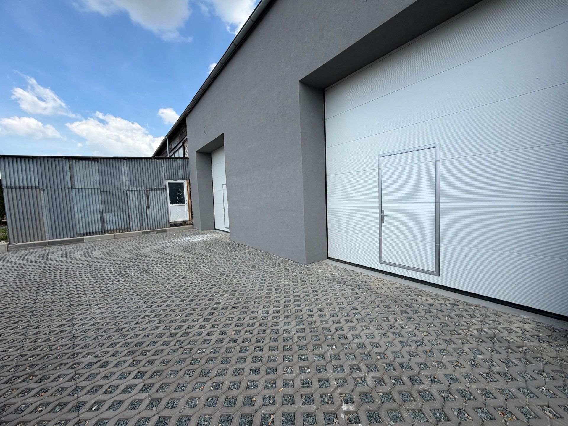 Sklady, U Cihelny, Sokolnice, 130 m² - 1