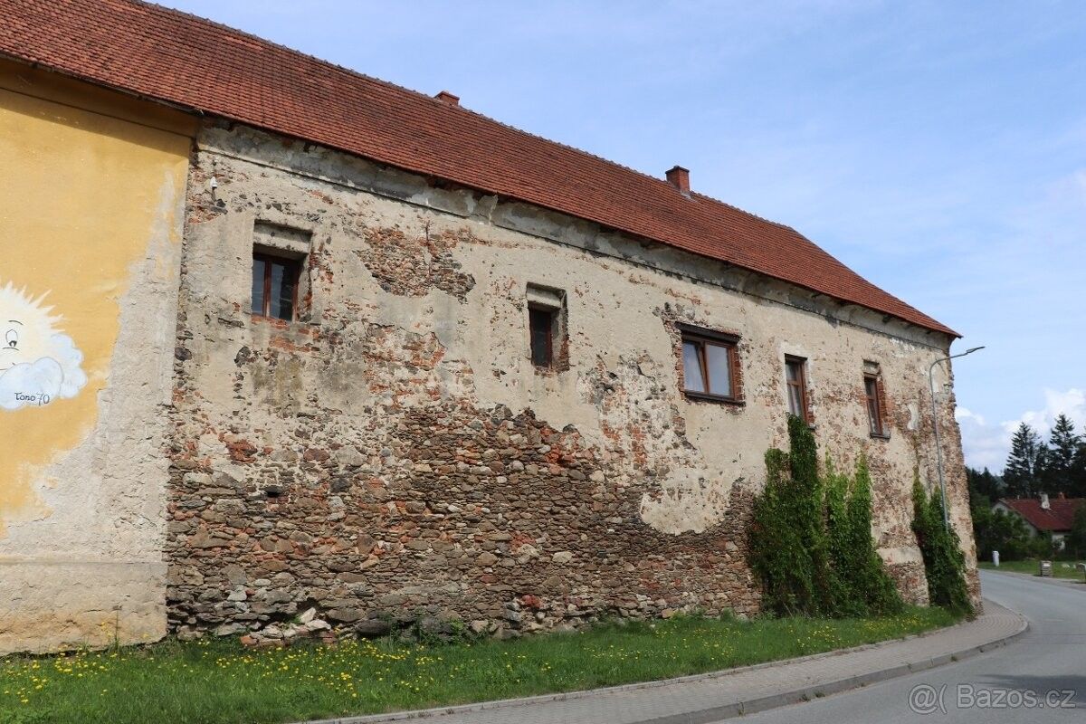 Prodej dům - Měřín, 594 42, 645 m²