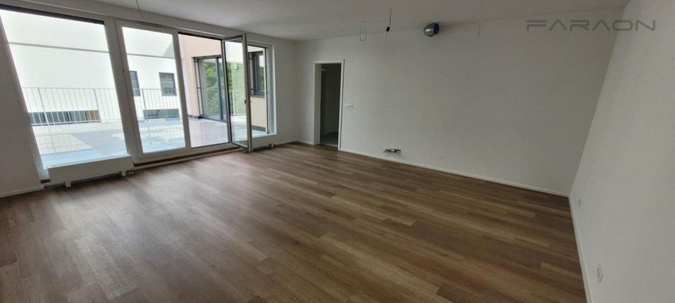 3+kk, Pod Krocínkou, Praha, 119 m² - 2