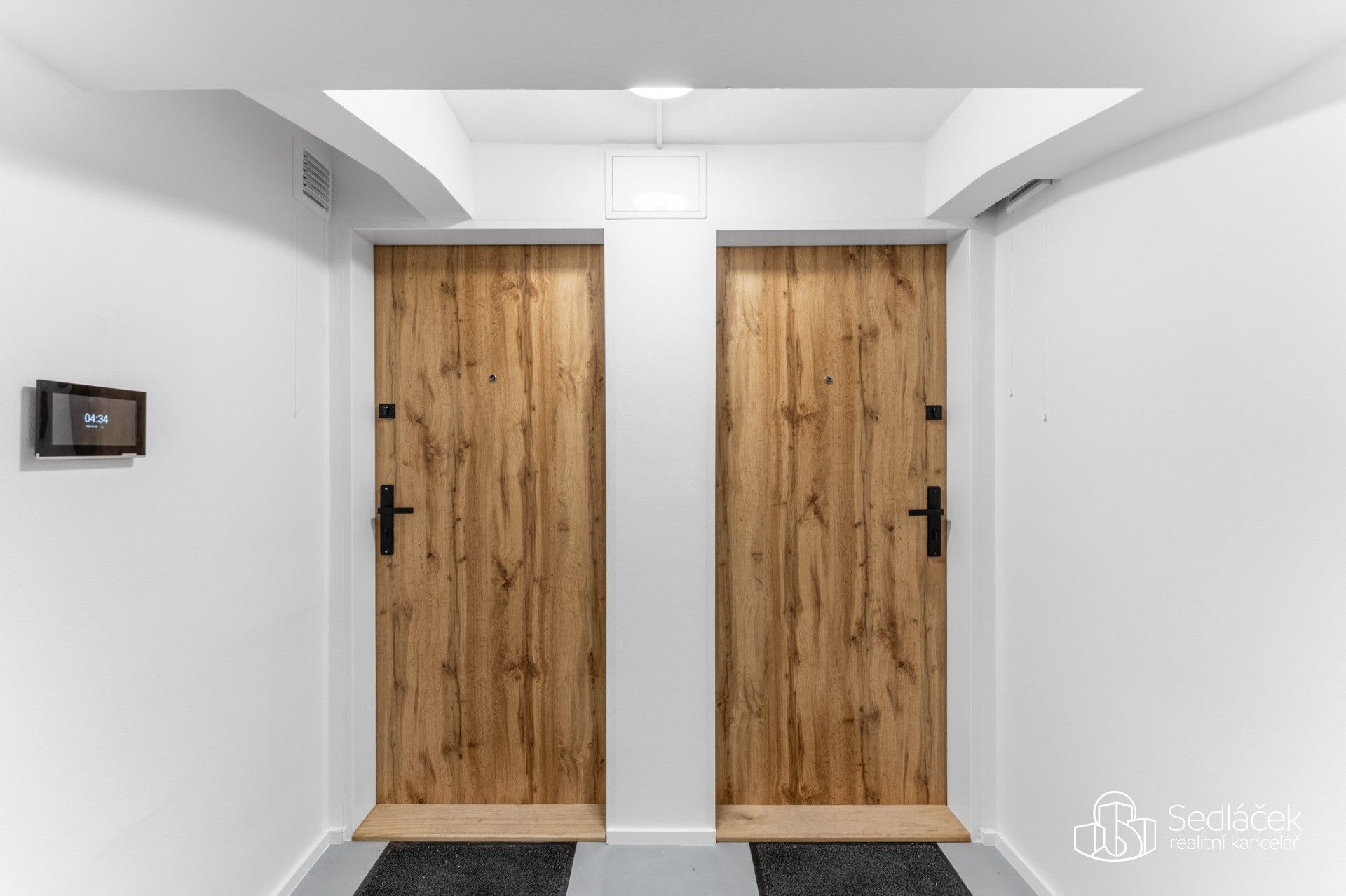 Byty, U Jezerky, Praha, 39 m² - 2