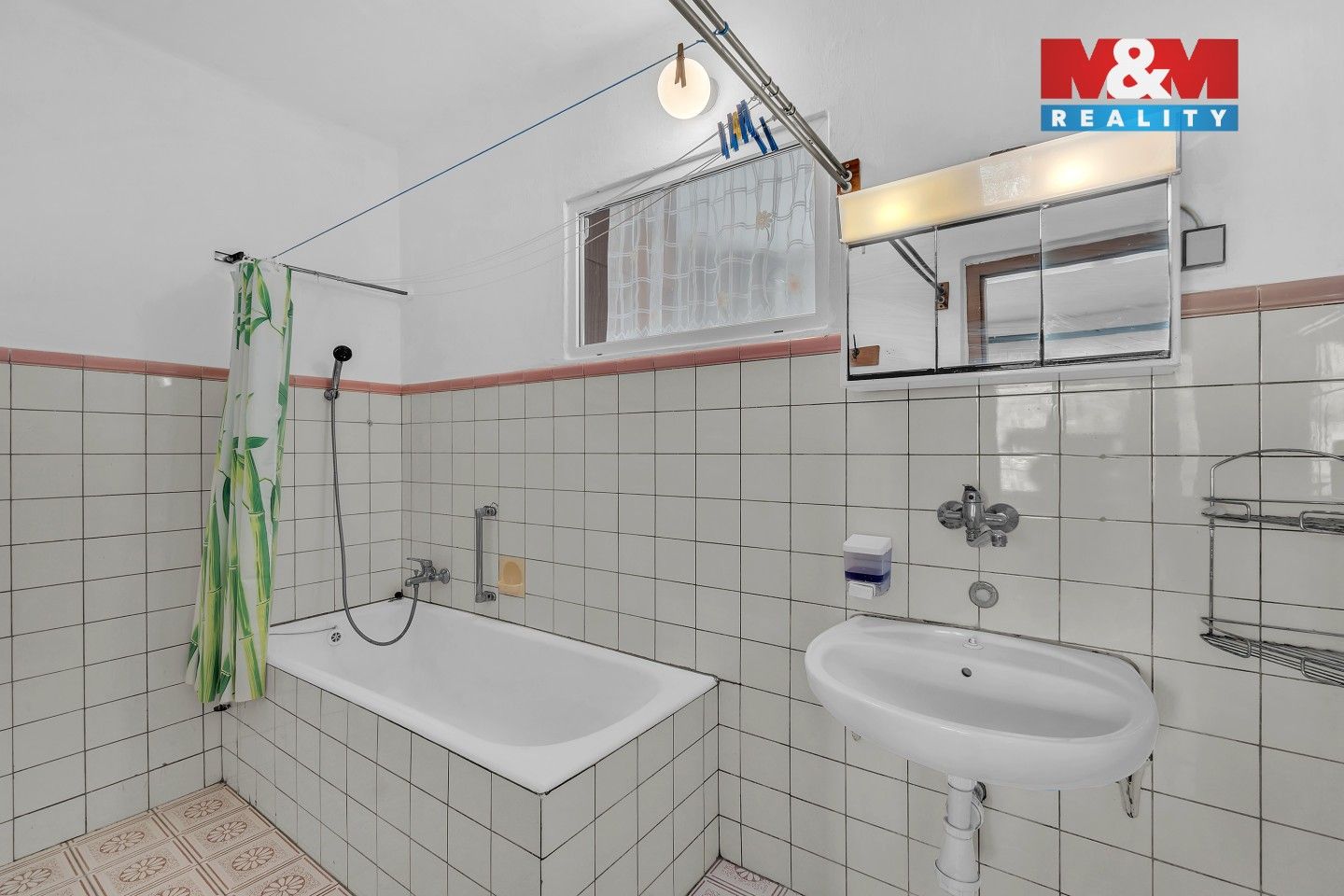 Dům – Jeřice, Dolní Černůtky, okres Jičín – pohled 4