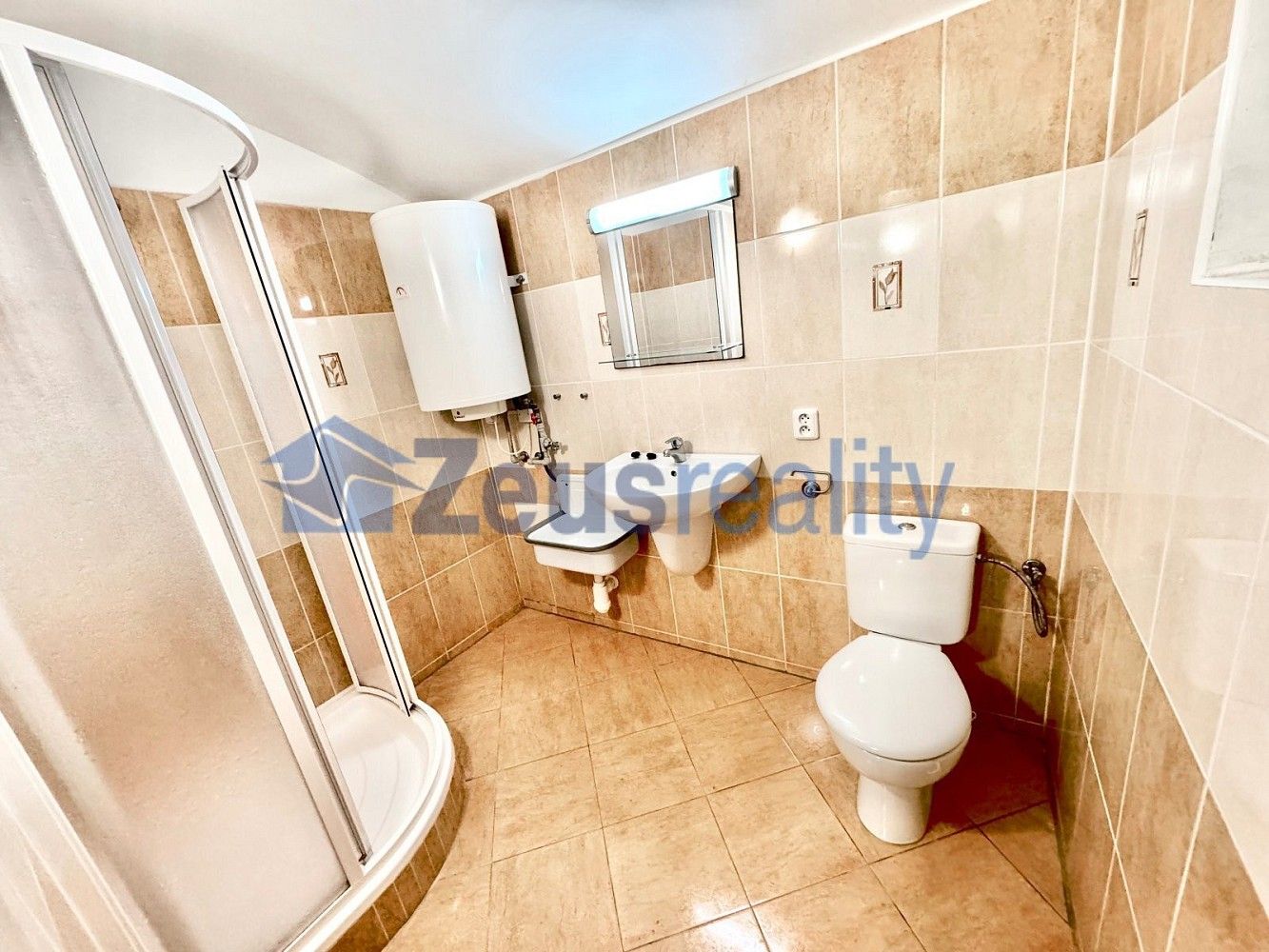 Obchodní prostory · 25 m² · Praha - Vinohrady, okres Praha 2, Hlavní město Praha - 3
