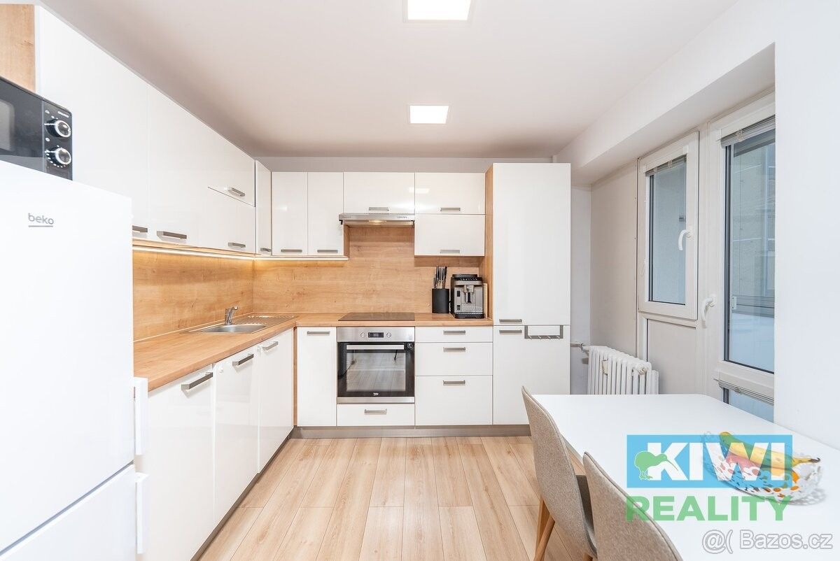 Byty, Ostrava, 700 30