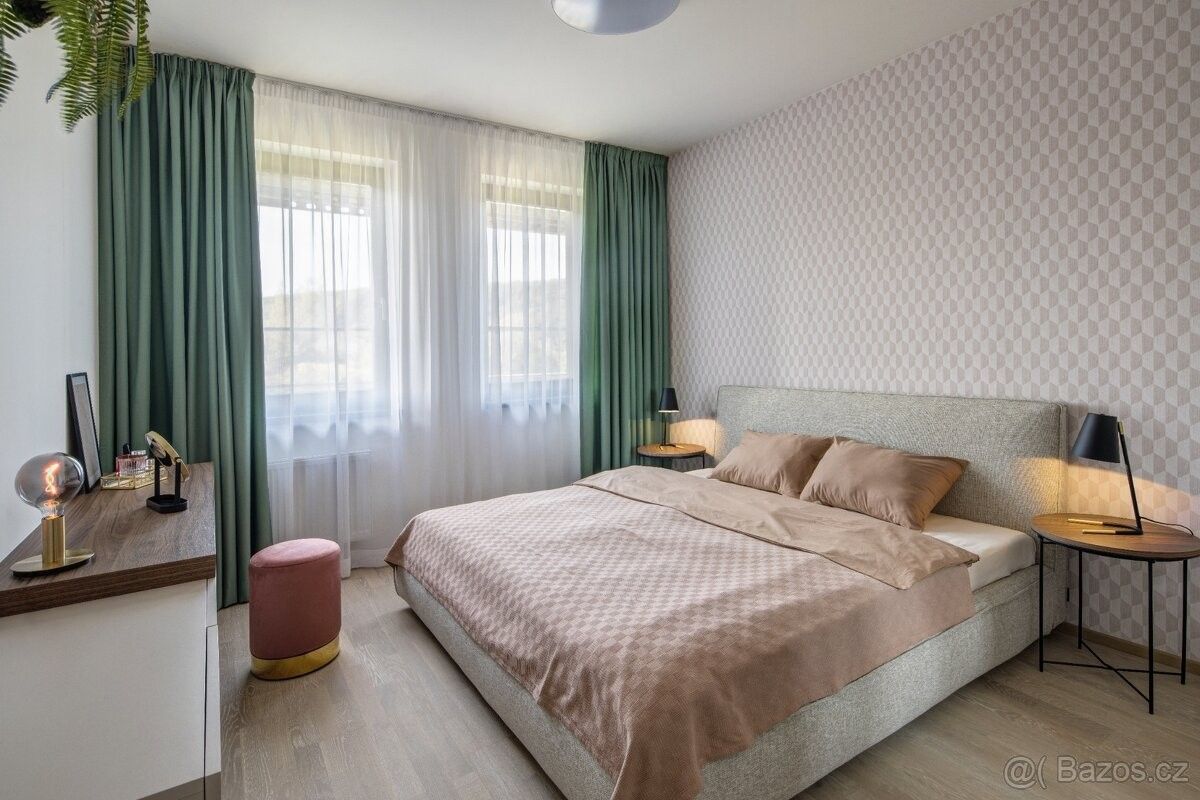 Prodej byt 3+kk - Praha, 143 00, 89 m²