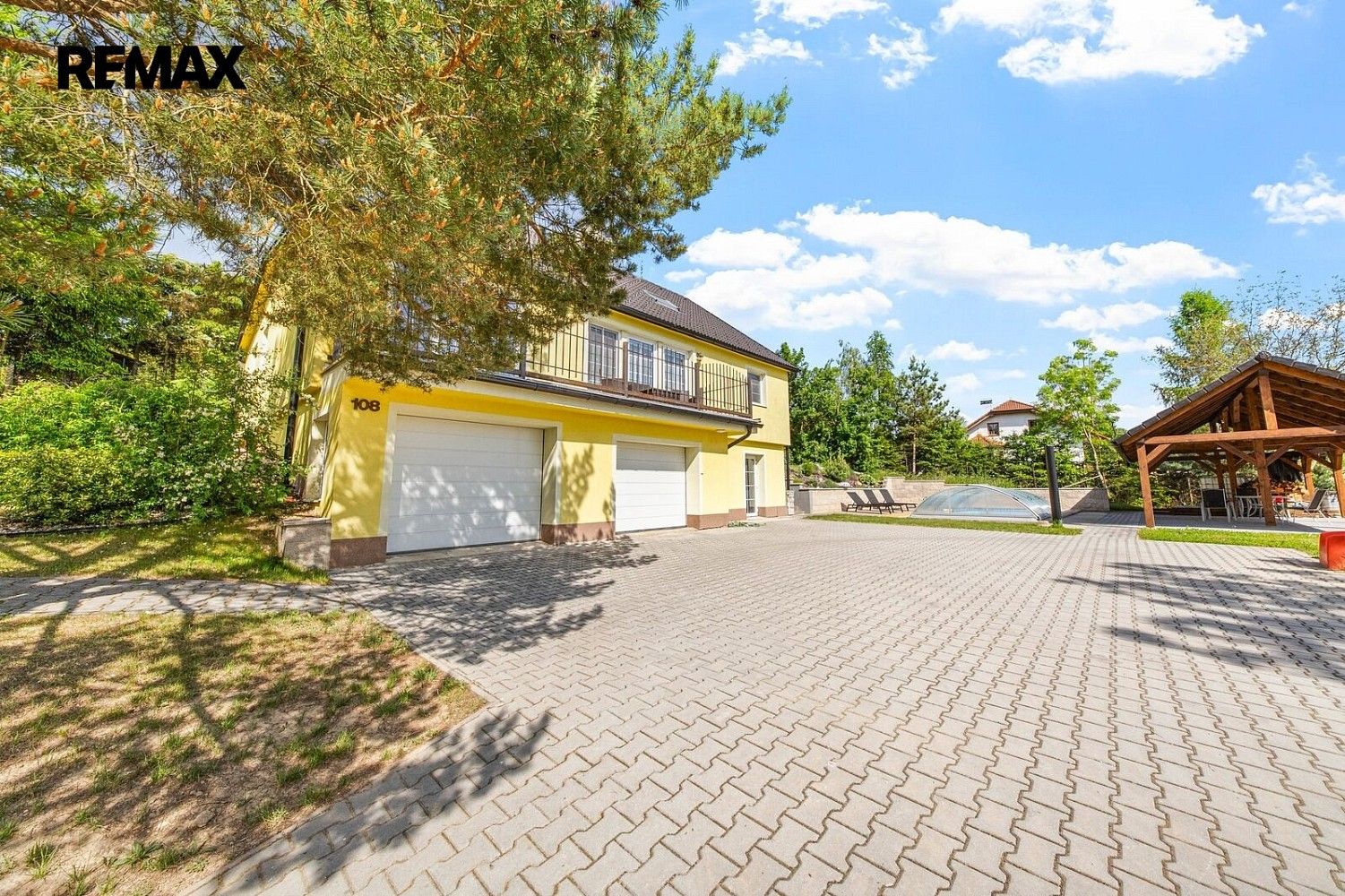 Rodinné domy, Dačice - Bílkov, okres Jindřichův Hradec, Jihočeský kraj, 300 m² - 2