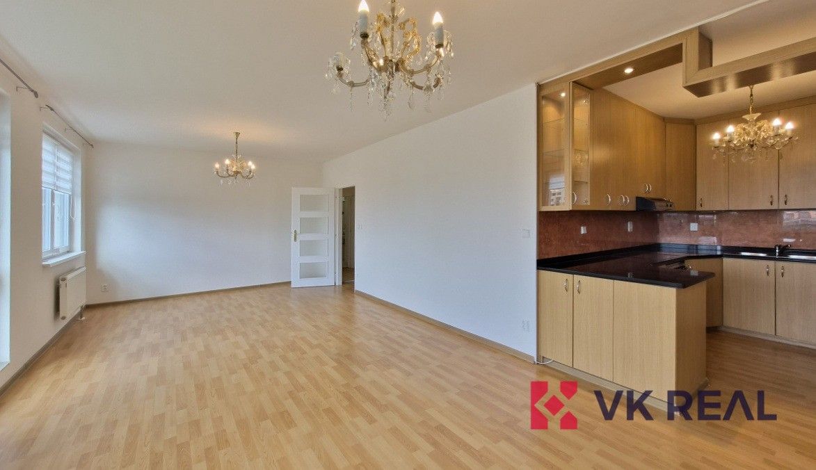 2+kk, Kodymova, Praha, 100 m² - 1