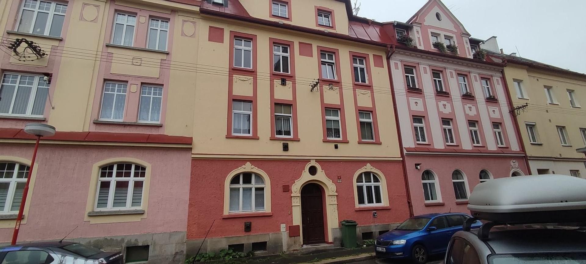 1+1, Tovární, Aš, 38 m²