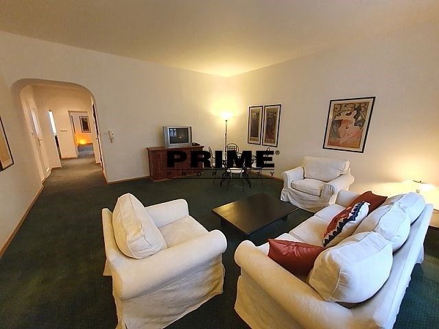 Pronájem byt 3+1 - Odborů, Praha, 87 m²