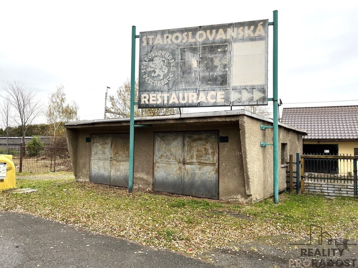 Sklady, Třinec, 739 61